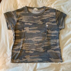Camo Short Sleeve Tee with Alien Patch - Olive & Gray